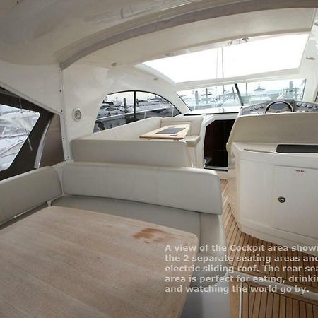Hotel Zen Dog Luxury Motor Yacht Lymington Exterior foto